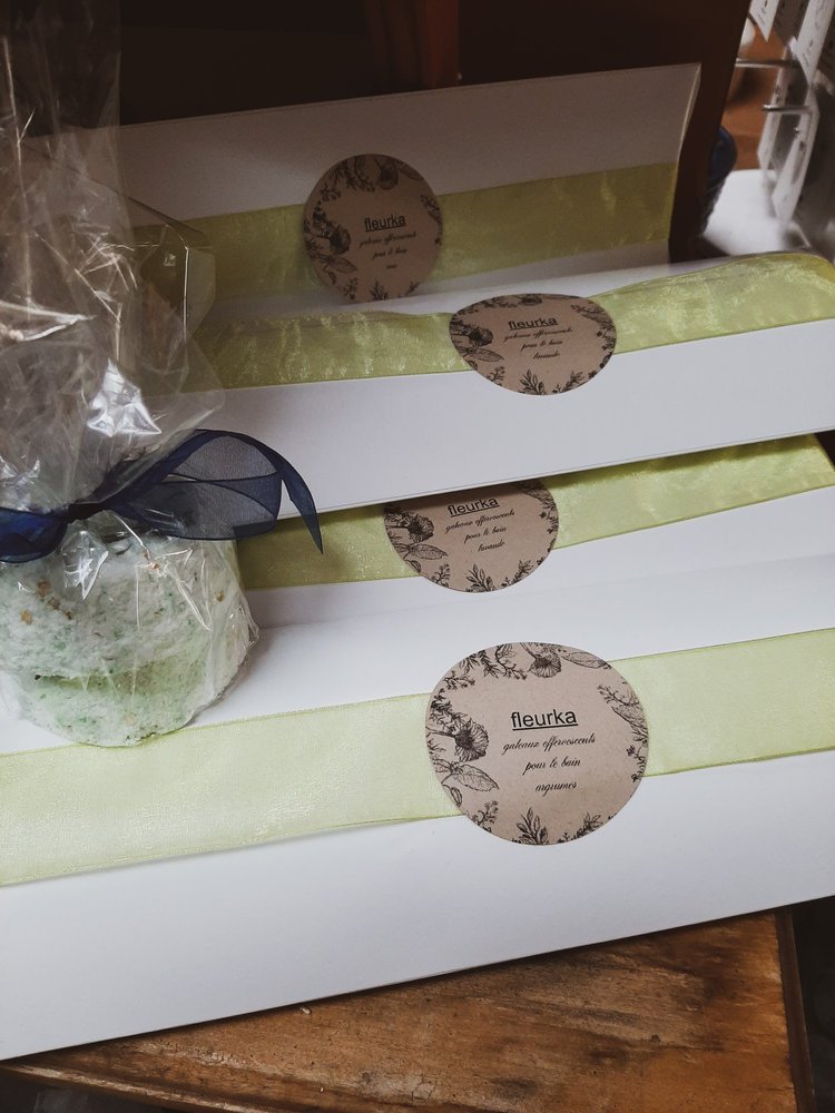 Boite 4 gâteaux effervescents pour le bain